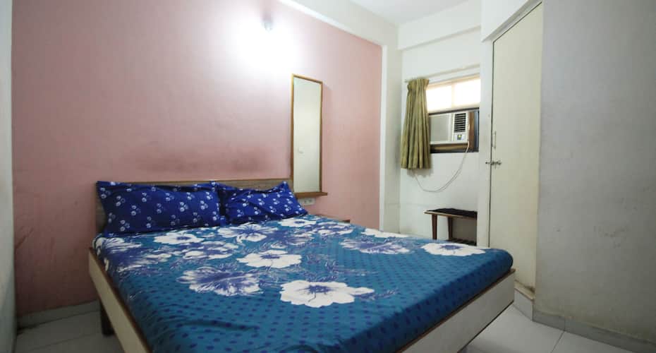 Hotel Savera Guest House, Ahmedabad 5
